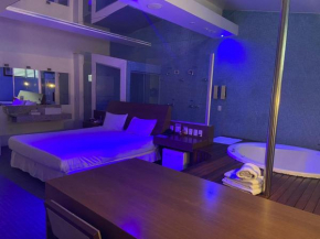 MOTEL MEDITERRÂNEO